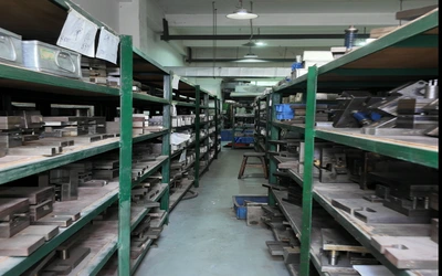 mold warehouse